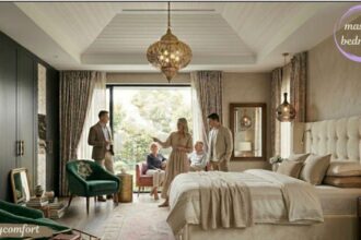 Luxury master bedroom with elegant décor and cozy furnishings.